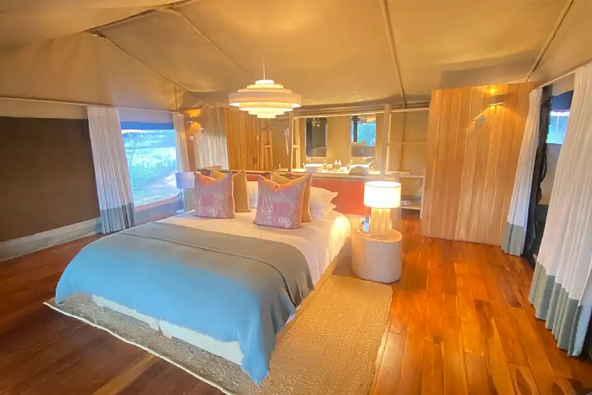 4 days group joining safari from Arusha - Serengeti Acacia Camp