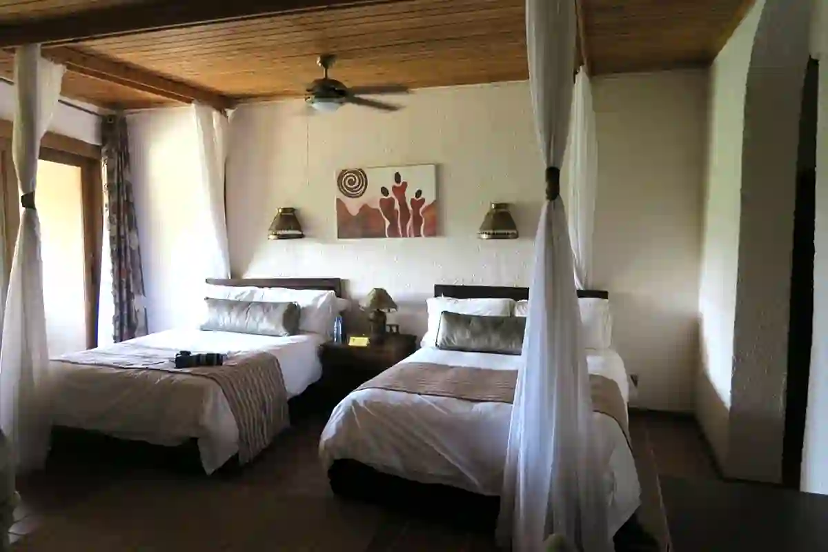 Serengeti sopa lodge