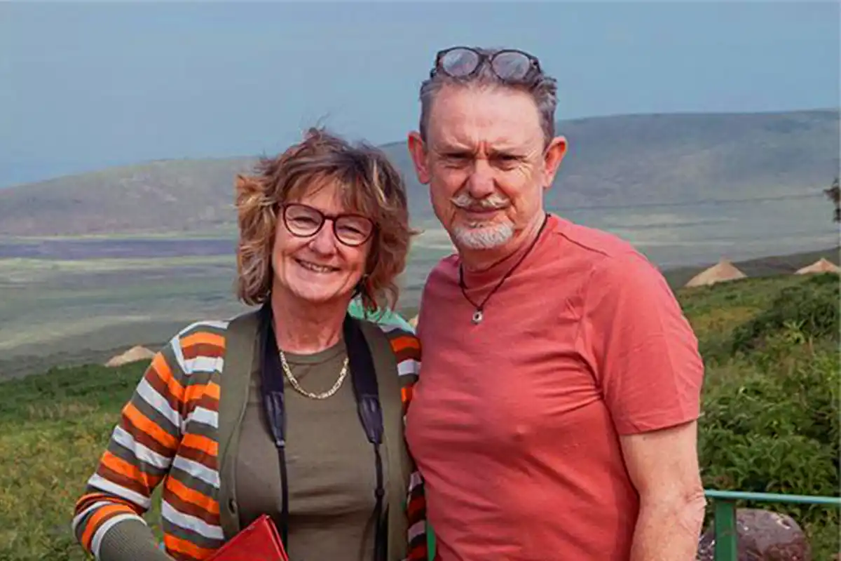 4 days safari Tanzania - Couples on romantic honeymoon safari in Serengeti