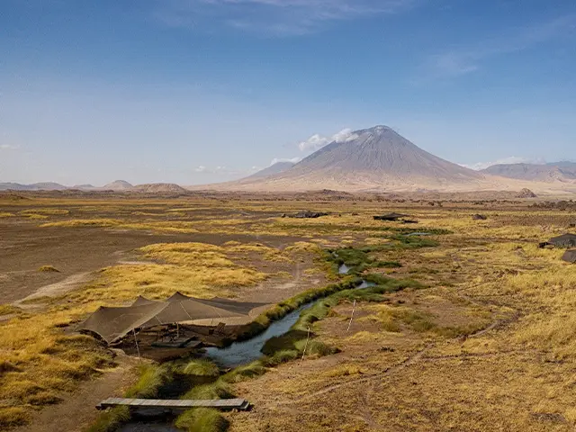 Lake Natron | Oldonyo Lengai - Landscape